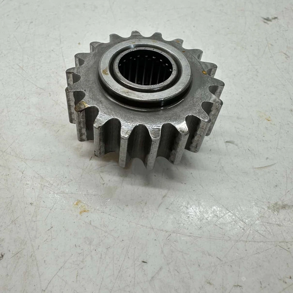 Piñón, piñón 18T - Polaris Classic 500 2005 Foto 3 de 4