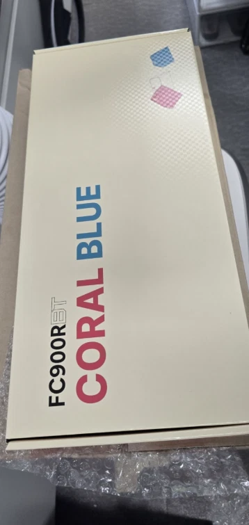 Leopold FC750RBT Coral Blue Mechanical Keyboard (USB-C & Bluetooth) - Image 3 of 4