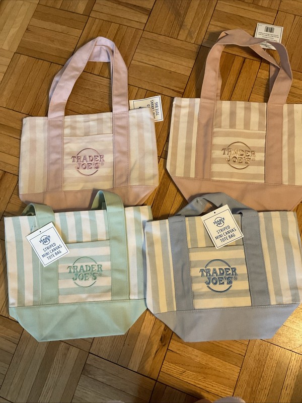 New Summer Trader Joe Bags Set of 4