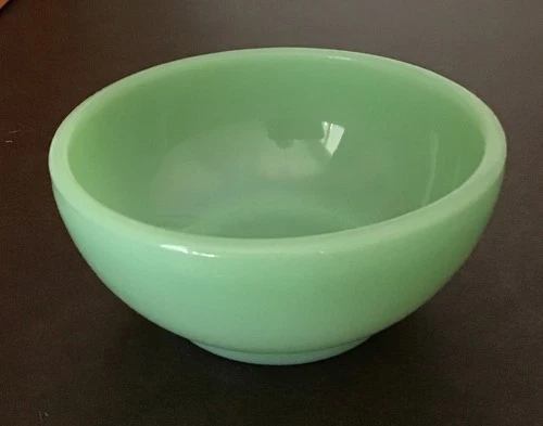 Vintage Fire King Oven Ware Jade-ite Chili Bowl  1940s-1970s No. 22