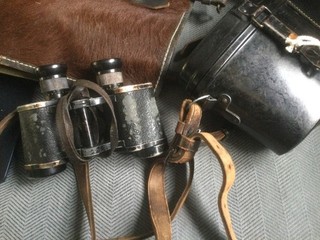 WW2 German Dienstglas 'BEH KF " Field Binoculars 6x30 in Bakelite Case