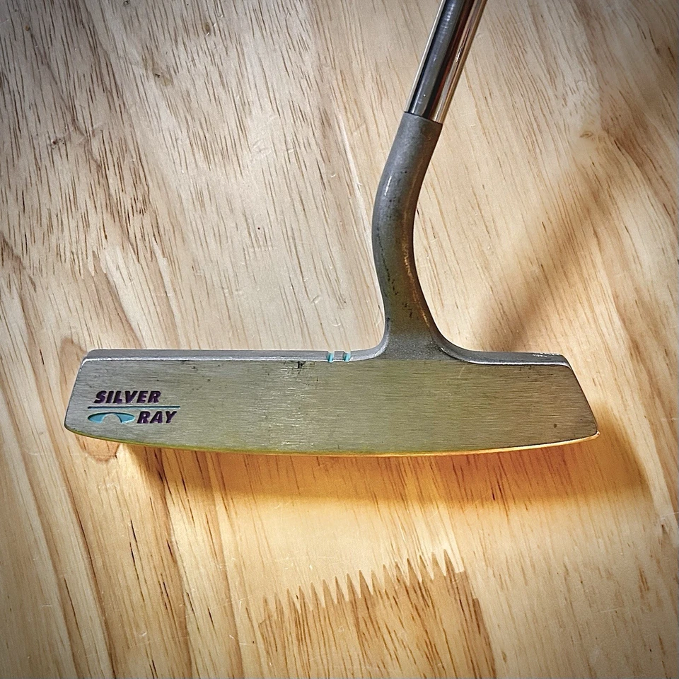 Hoja para mujer Putter Ray Cook Silver Ray R/H 33" con cubierta de cabeza y agarre a juego Foto 4 de 4