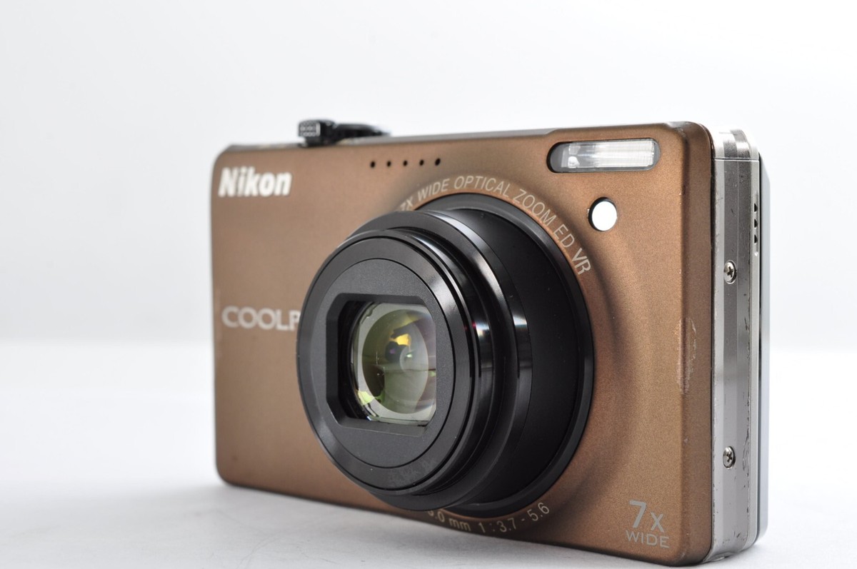 Nikon COOLPIX S6000 ブラウン Amazon.com : Nikon Coolpix S6000 14 MP Digital Camera with