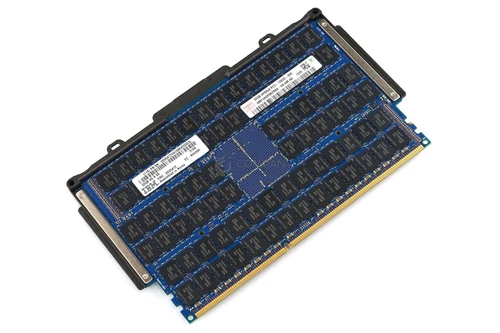 00V5412 IBM DDR3 32GB 4GX80 PC3-10600 1333MHZ CDIMM FOR PSERIES POWER7