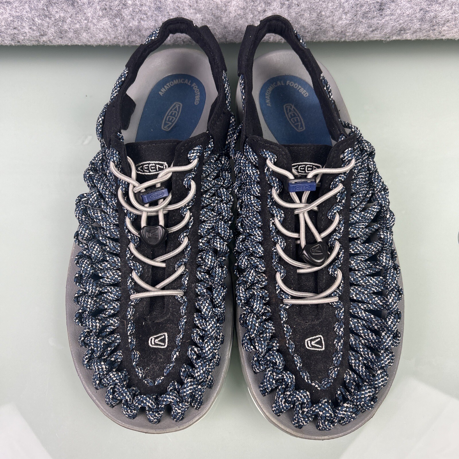 Keen Uneek Sandals Mens 10 Slip On Water Shoes ParaCord Bungee Outdoor