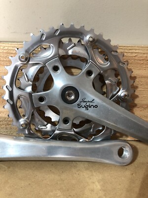 Pédalier Sugino Impel 400 – 175mm – Triple Plateau – VTT Rétro Années 90 – Noir