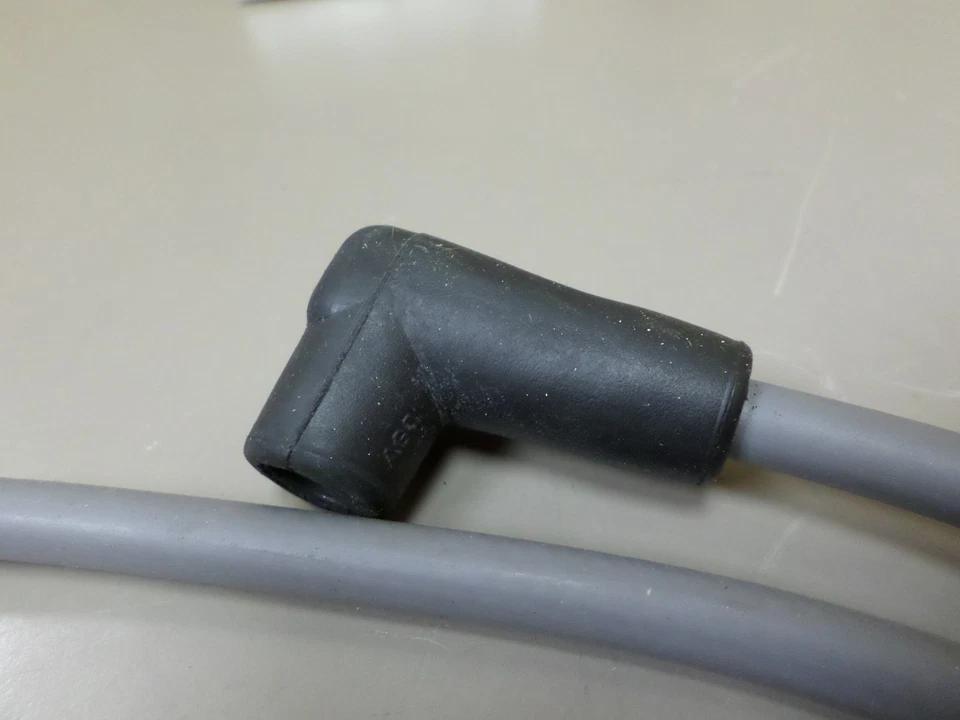 PowerPath 701038 Ignition Single Lead BELDEN 8mm 28 Inch Gray - Image 3 of 4