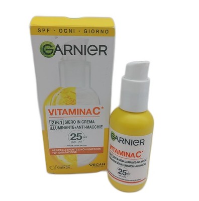 Garnier Vitamin C Creme Serum SkinActive 2 in 1 Vitamin C Serum und Creme (9,99)
