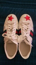 Gucci Ace Mujer Talla EU 37 US 7. 5 zapatos bajos de cuero blanco con estrella metálica
