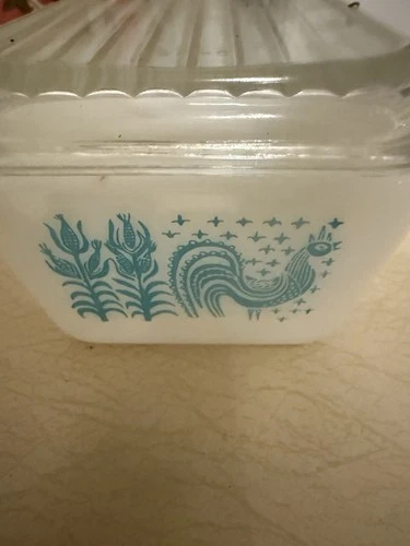 Vintage Pyrex Refrigerator Dish With Cover 7" X 4" Butterprint Rooster