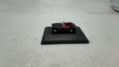 Austin Healey 3000 Black and Burgundy Classic Diecast car 1:76