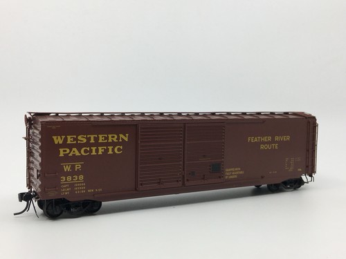 Coche de carga doble puerta HO Kadee Western Pacific 50’ PS-1 WP #3838 | Zustand: Used