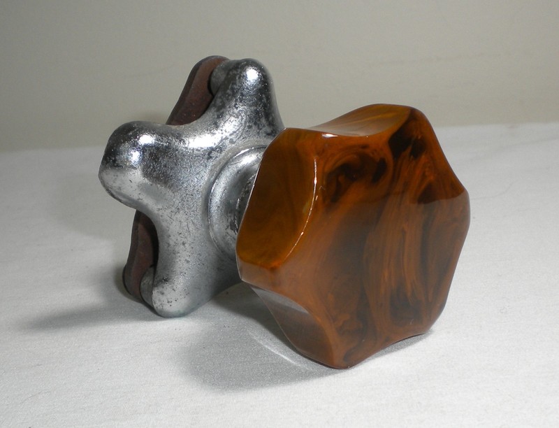 Vintage 1930's-1950's Old Car Bakelite Butterscotch Steering Wheel Spinner Knob
