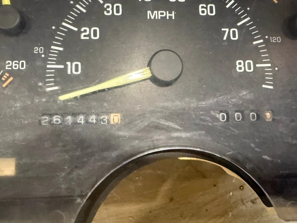 1992-1994 Chevrolet GMC C/K 1500 2500 Speedometer Instrument Cluster OEM - Image 4 of 4