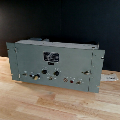 1950's Vintage Divco Tube Rack Mount VHF Fixed Tuned Receiver Type RV-7