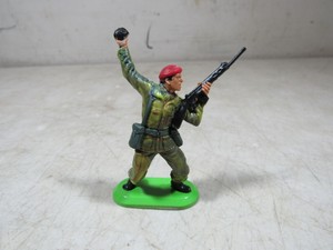 britains super deetail