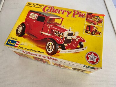 Mpc Kit-mothers Cherry Pie-Ford Model T- Revell-complete-read description.