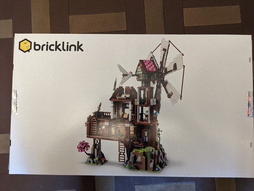 Lego - Bricklink Designer Program - Limited Edition Mountain Windmill 910003 - Picture 2 of 5