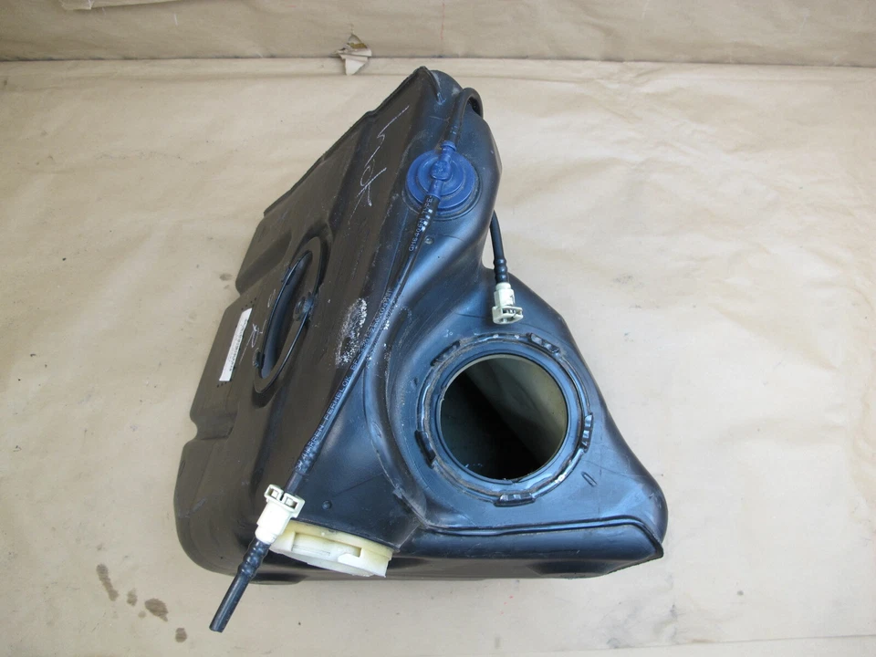 🥇03-04 CHEVROLET CORVETTE C5 DEPÓSITO COMBUSTIBLE TRASERO DERECHO 10310017 OEM Foto 3 de 4