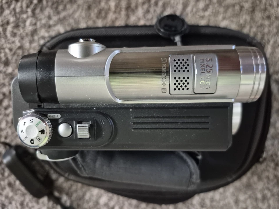 Samsung DuoCam SC-D6550 Mini DV Camcorder READ DESCRIPTION  - Image 4 of 4