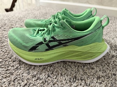 Asics Superblast 2 Ekiden. Gently Used.  Mens 9