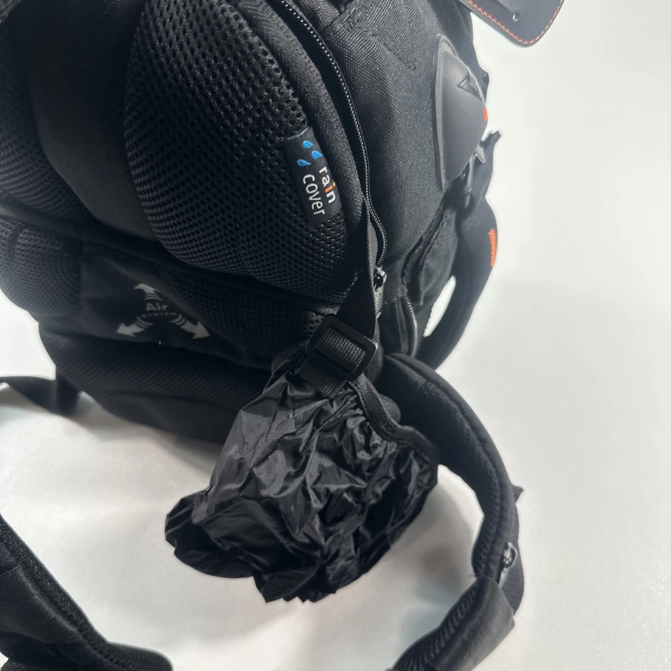 Bolsa eslinga para cámara Vanguard Up-Rise 34 con sistema de aire y cubierta de lluvia excelente Foto 4 de 4