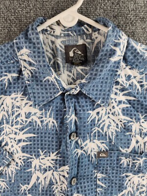 Quicksilver Medium Blue Geometric Tiki Floral Hawaiian Short Sleeve Button Up