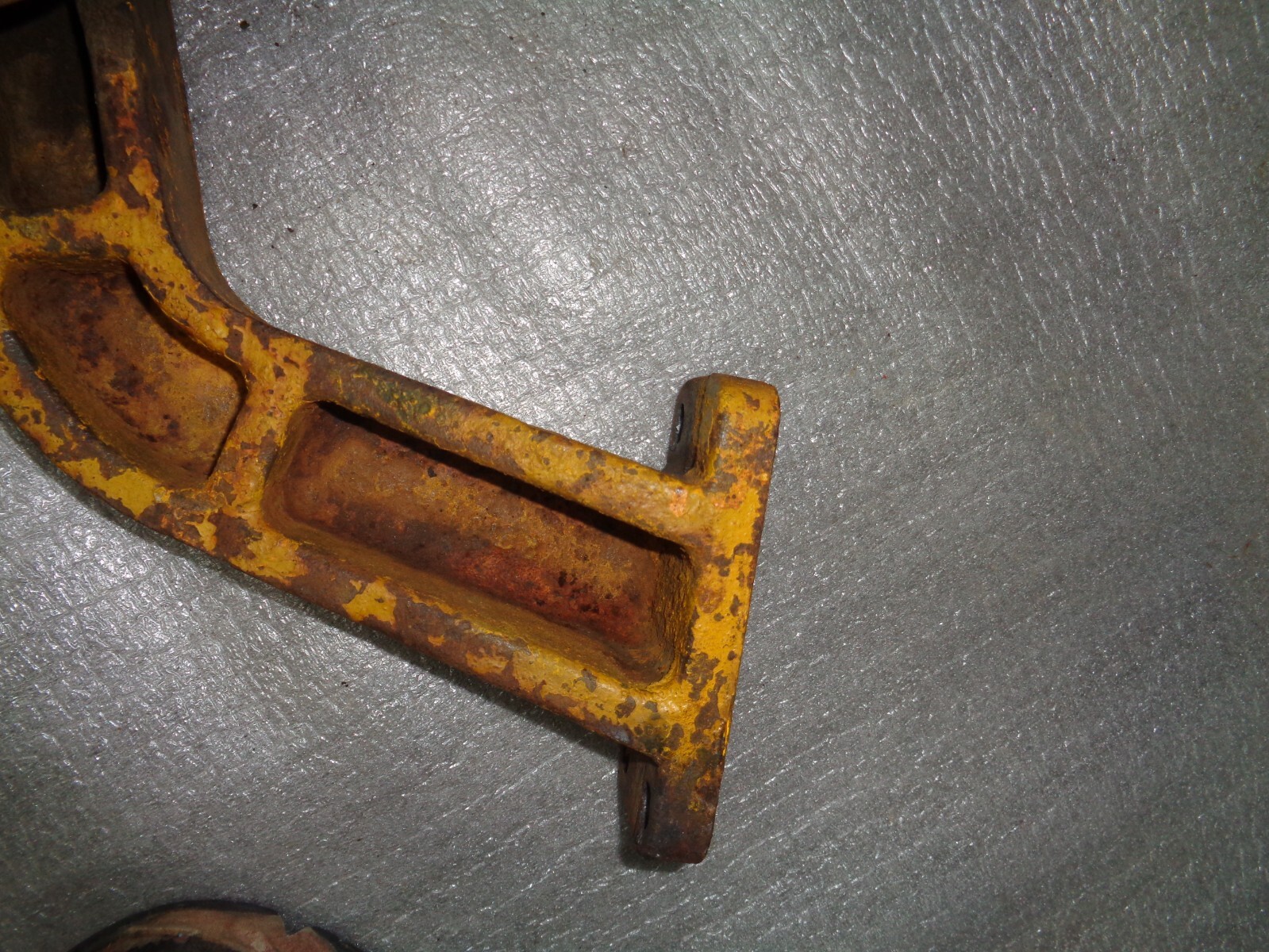 JOHN DEERE 40 CRAWLER / DOZER. L. SIDE. UPPER TRACK ROLLER ASSEMBLY. eBay