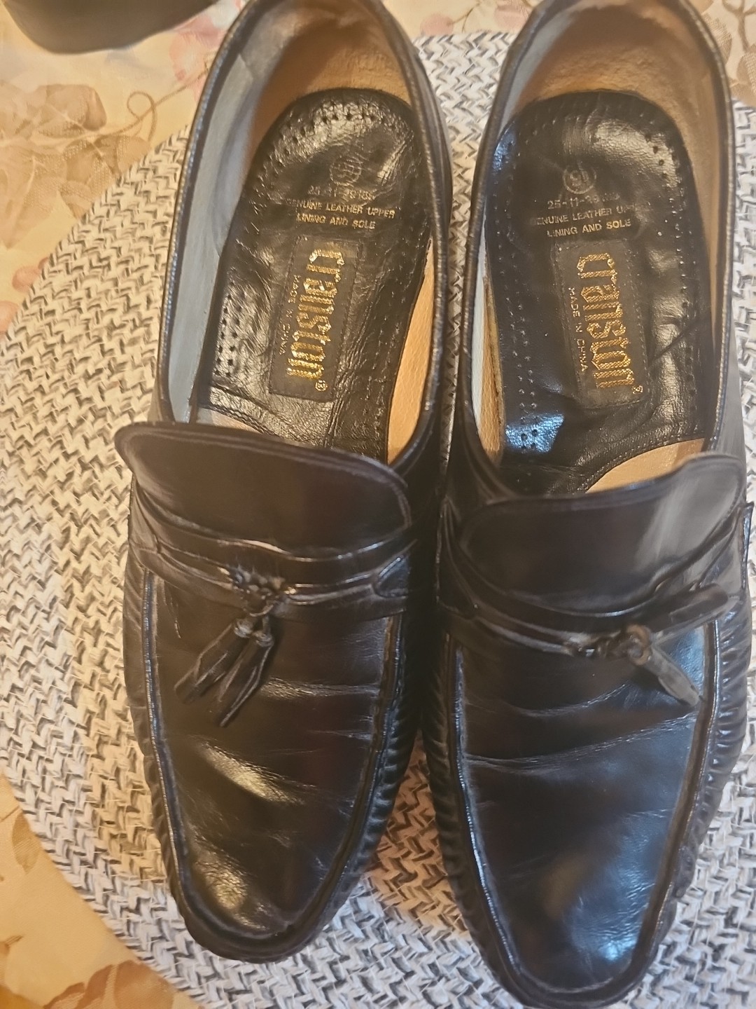 Men's Cranston Leather Tasseled Black Loafers Size 9.5
