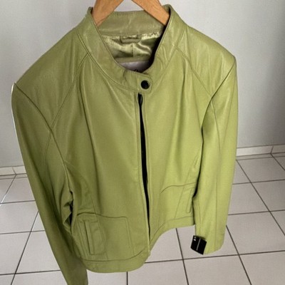 A&S Selections Women s Green Leather Zip Collared Jacket Size M