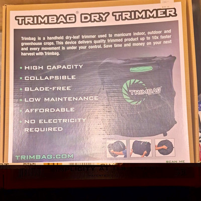 TrimBag Dry Trimmer Leaf Trimmer, Collapsible Blade-Free No Electricity 20in