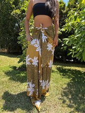 Hawaiian Design Plus Sized Brown Tan Hibiscus Tropical Wraparound Pareo Sarong