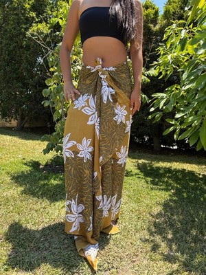 Hawaiian Design Plus Sized Brown Tan Hibiscus Tropical Wraparound Pareo Sarong