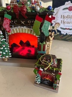 Scentsy 2020 Limited Edition Holiday Hearth Wax Warmer Lighted Fireplace Whimsy