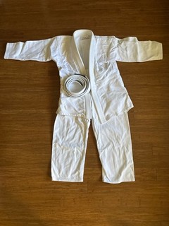 Howard Combat Kimono Jiu Jitsu Gi with Heavy Duty Cotton (Very Good Size 5)