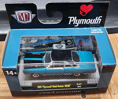 M2 Machines 1:64 1969 Plymouth Road Runner HEMI Blue/Black S247 26-49 NEW