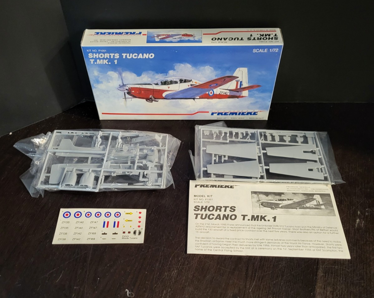 Shorts Tucano T.MK. 1 1:72 PREMIERE Military Model Kit NEW MIB-image