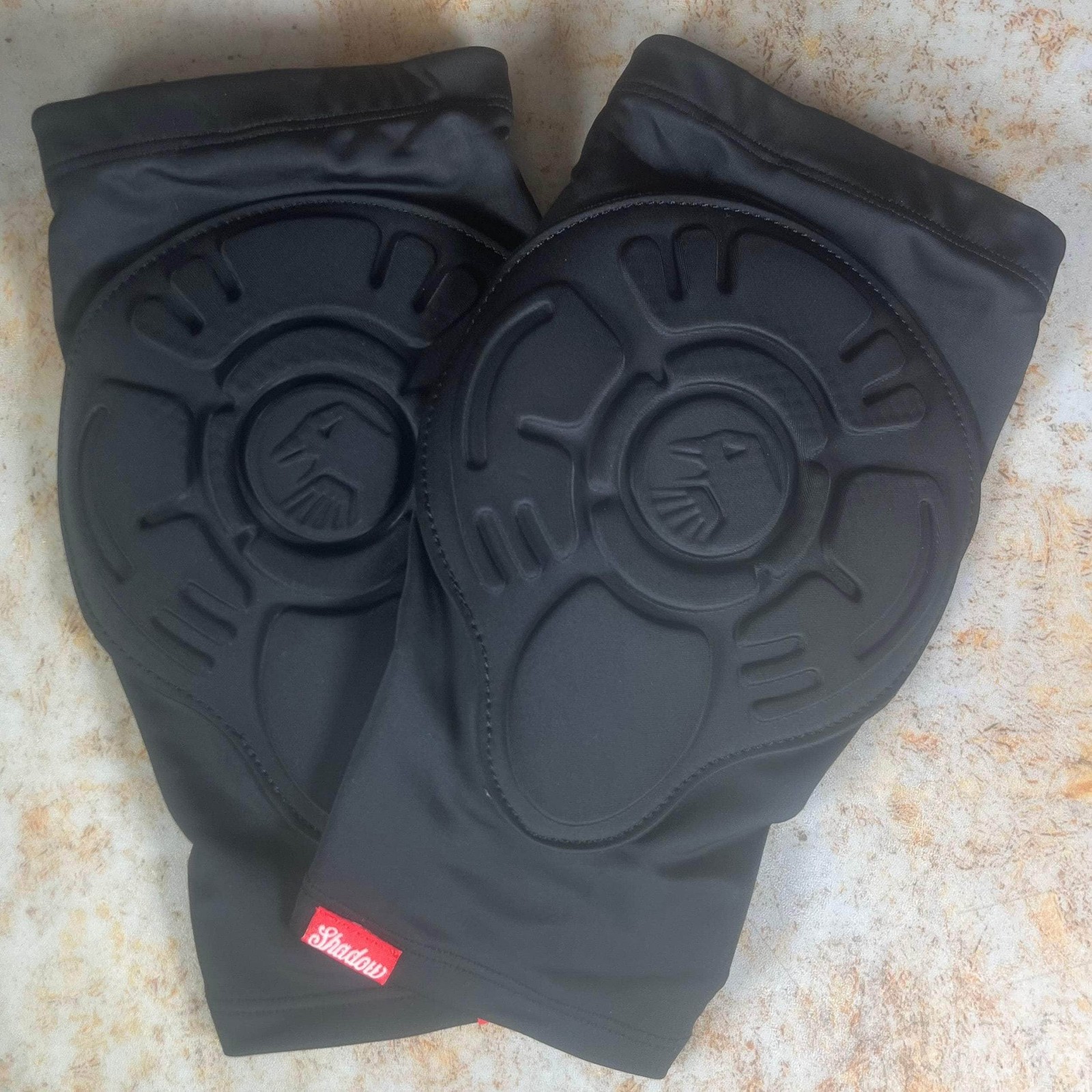 Shadow Conspiracy Invisa-Lite BMX Elbow Pads