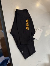 Lululemon Hawaii Hibiscus   Align HR Black Leggings 28" Size 4 - NWT 