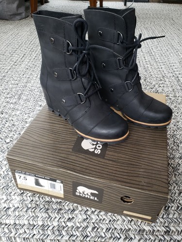 Sorel Joan Of Arctic Wedge Mid Black 
