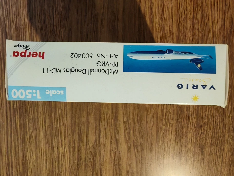 Herpa Wings 1-500 Varig Md11 - Immagine 3 di 4