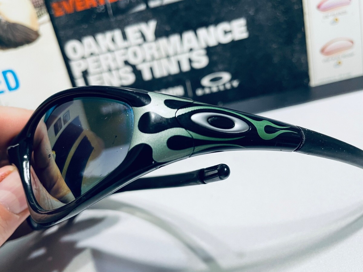 Oakley Straight Jacket Polished Black Green Flame w/ Emerald Oakley Straight Jacket Polished Black Green Flame w/ Emerald
