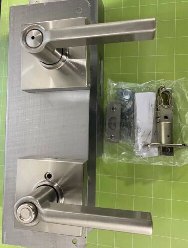 Schlage Latitude Privacy Door Lever Set with Collins Trim - F40 LAT COL - Picture 3 of 6