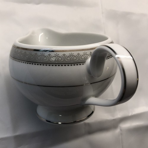 Mikasa Fine China PLATINUM CROWN L3428 Creamer NEW without Sticker - Picture 5 of 17