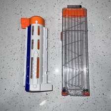 Nerf N-Strike Elite White Blue Retaliator Barrel Extension and MAGAZINE