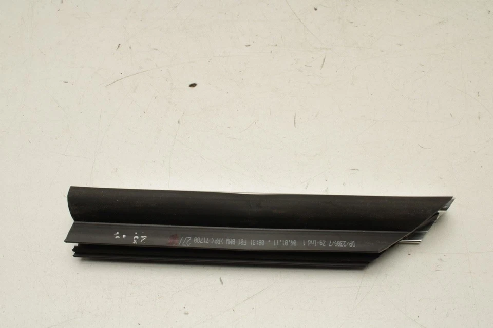2010-2015 BMW 750Li xDrive Rear Left Door Run Channel w/ Molding Set 51357179129 - Image 3 of 4