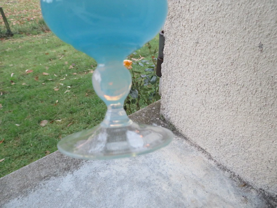 ancien vase en opaline bleu 17.5 cm - Photo 3/4