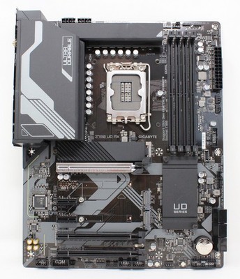 GIGABYTE Z790 UD AX Intel Z790 ATX Mainboard Sockel LGA 1700 (#30340)