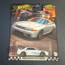 Hot Wheels Premium NISSAN SKYLINE GT-R (BNR32)