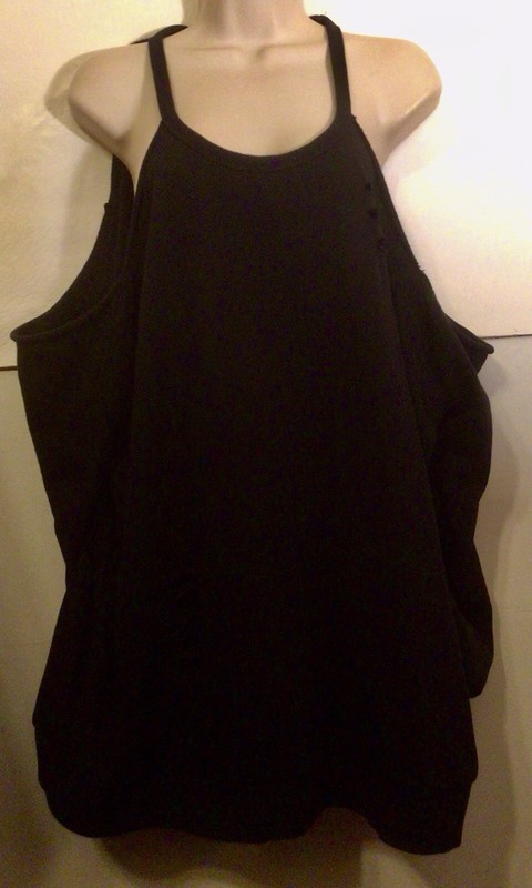 TORRID PLUS 4X  LONG SLEEVE COLD SHOULDER DISTRESSED ACCENT TOP TUNIC LENGTH
